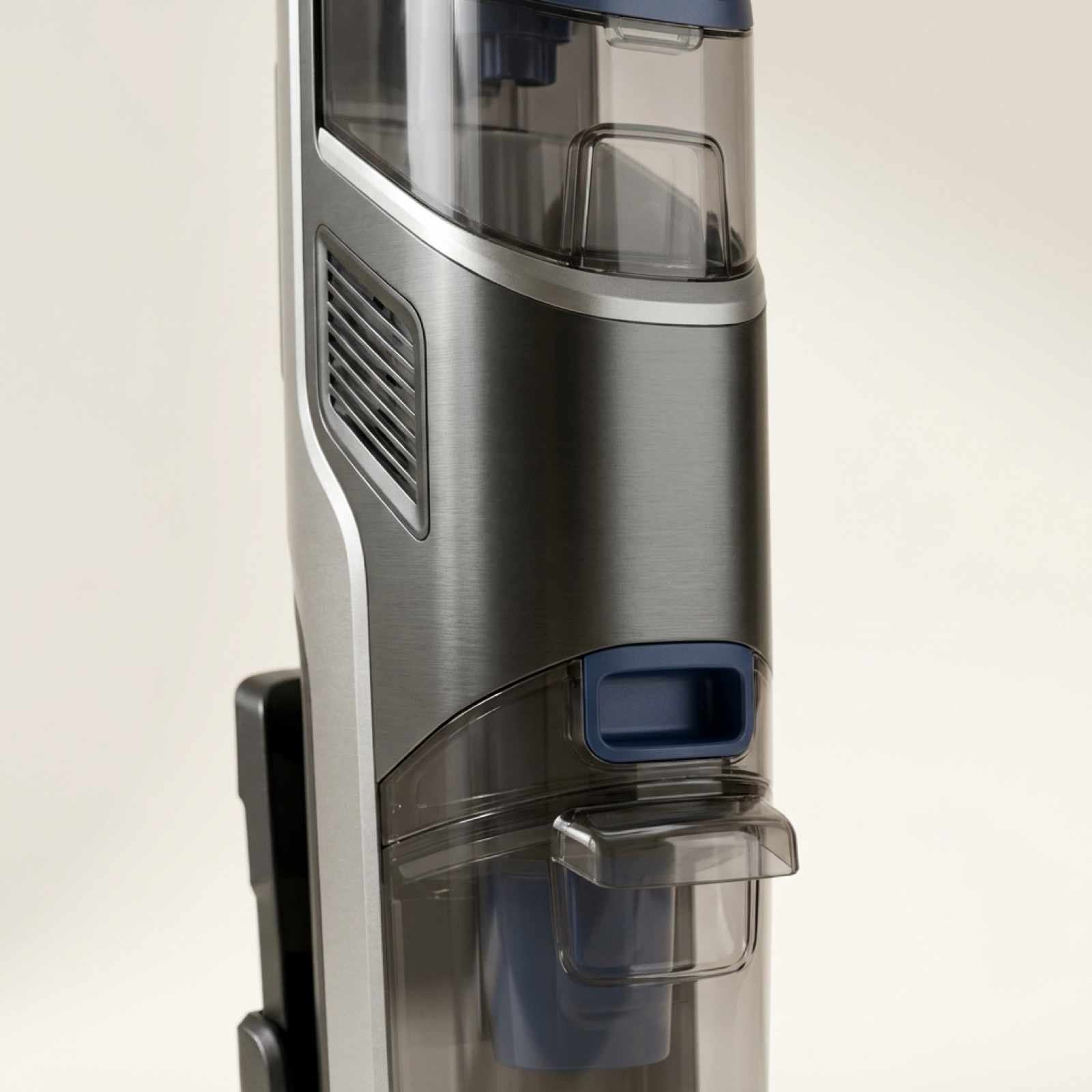 Dual clean and dirty water tank system on cordless wet dry vacuum cleaner