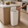 04_场景_厨房感应开盖 30L Fully Automatic Smart Trash Can with Touch Control, Auto Sealing & Automatic Bag Replacement