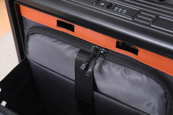 微信图片_20260808190954_4969_1 Smart Rideable Luggage | 250W Motorized Carry-On | Glade